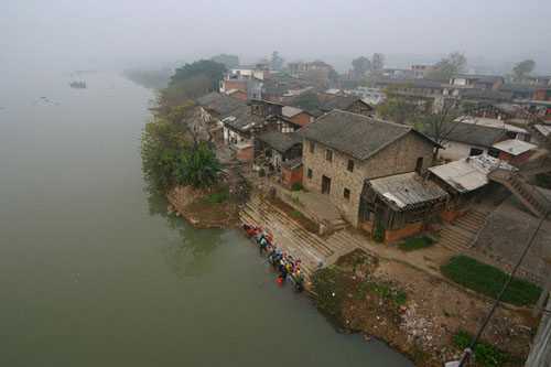 photoshop 简单四步将风景图片处理成淡彩的国画